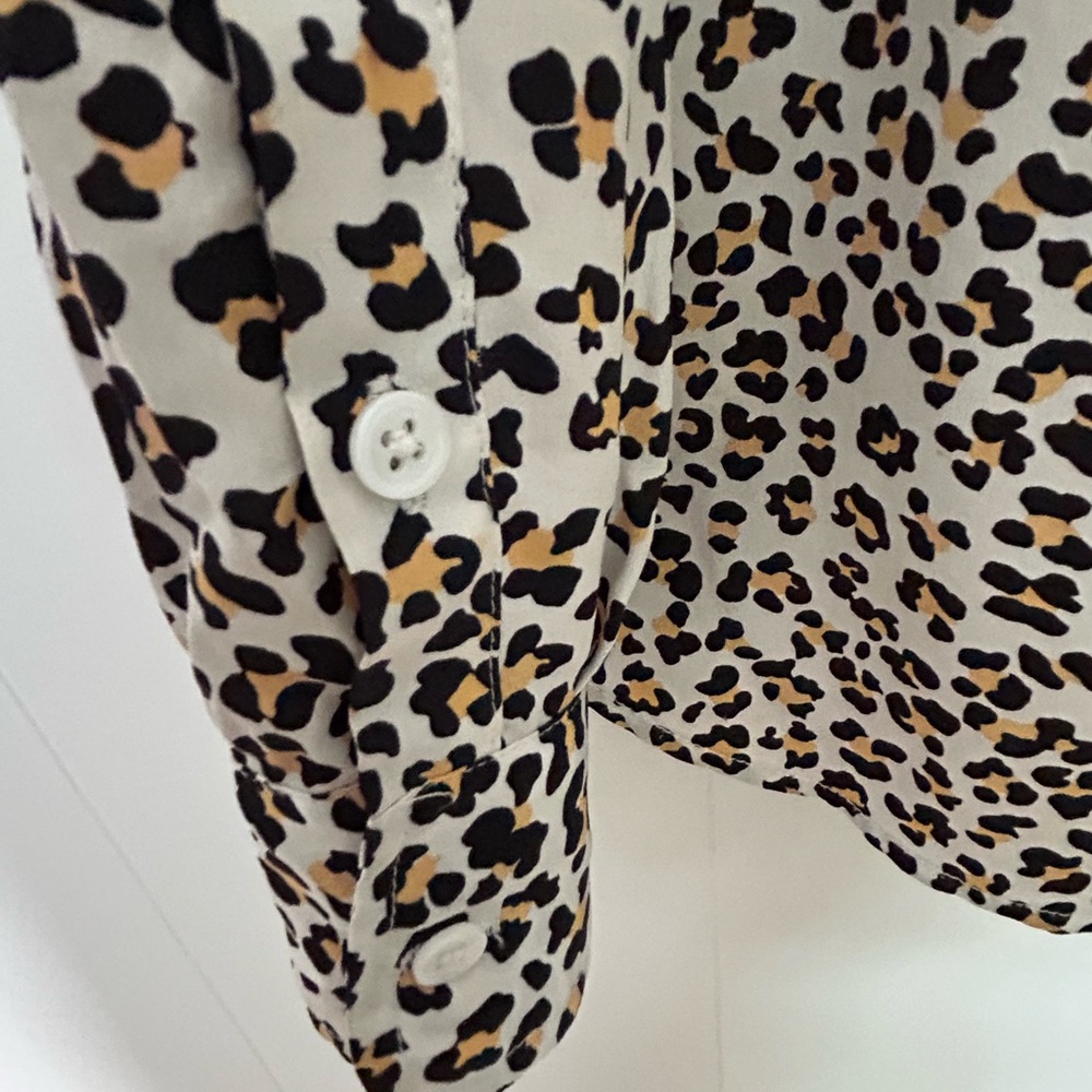 Equipment Silk Leopard Print Blouse L - Picture 6 of 8